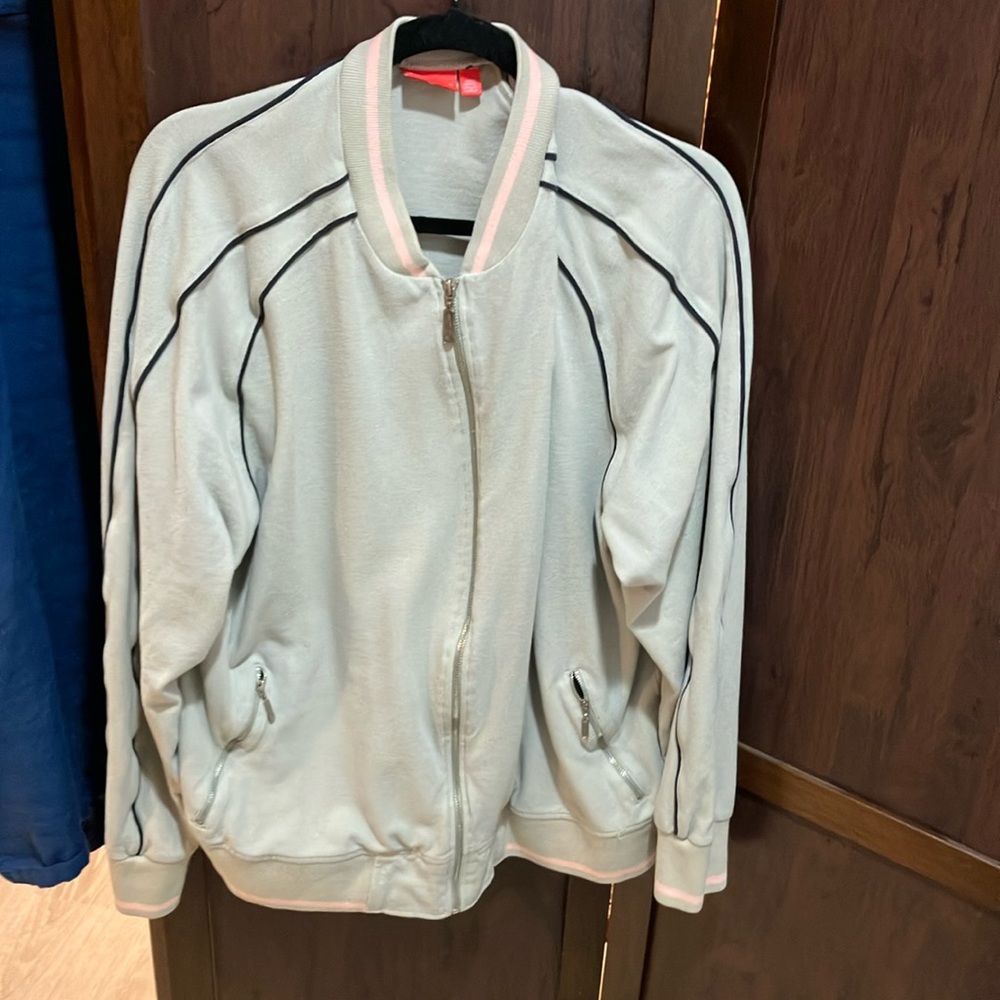 Men’s Puma zip up cardigan jacket XXL gray, black and pink